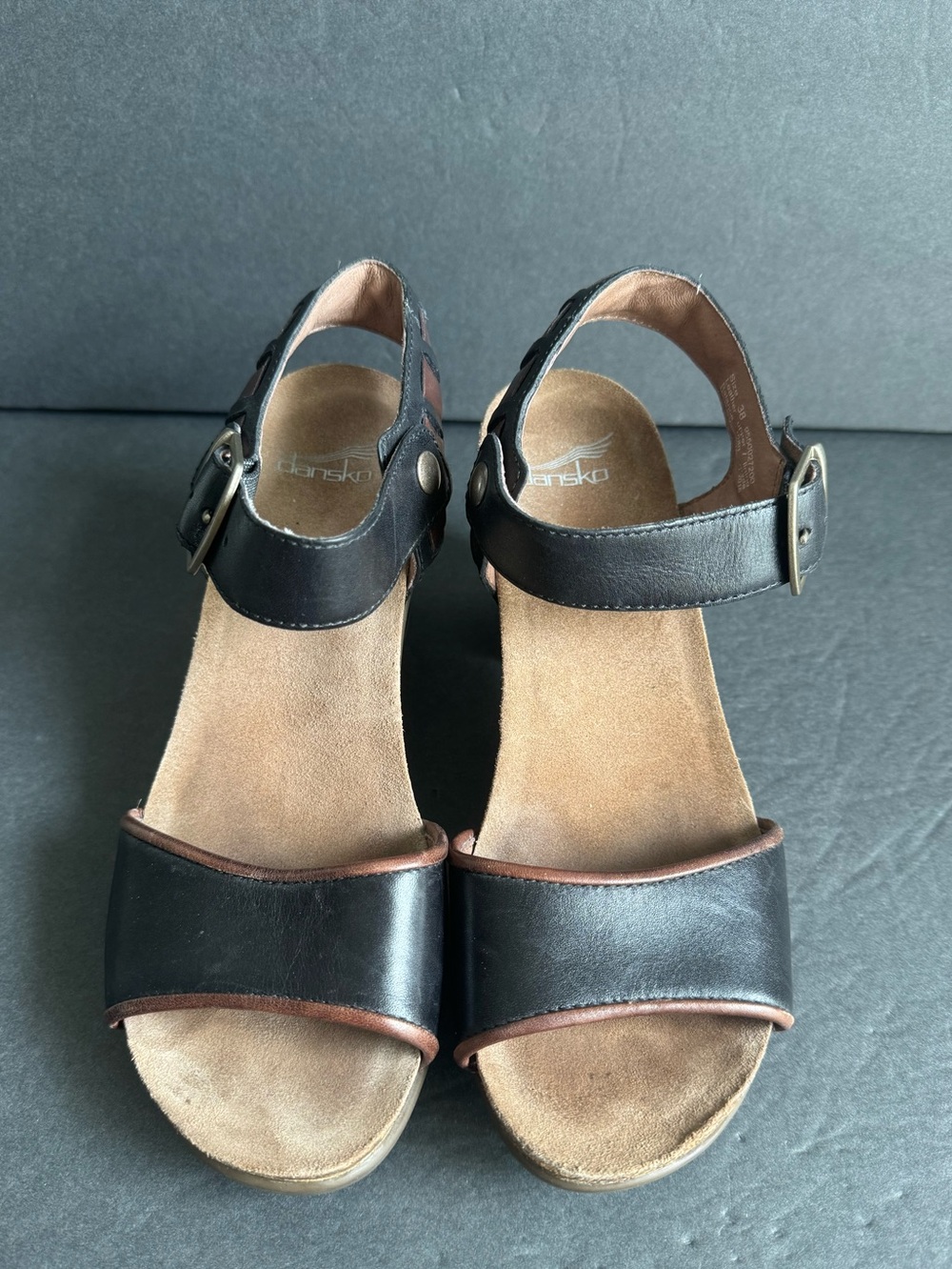 Dansko Debby Sandals Black Brown Leather Block Heel Buckle Strap Womens 38 - Picture 3 of 12